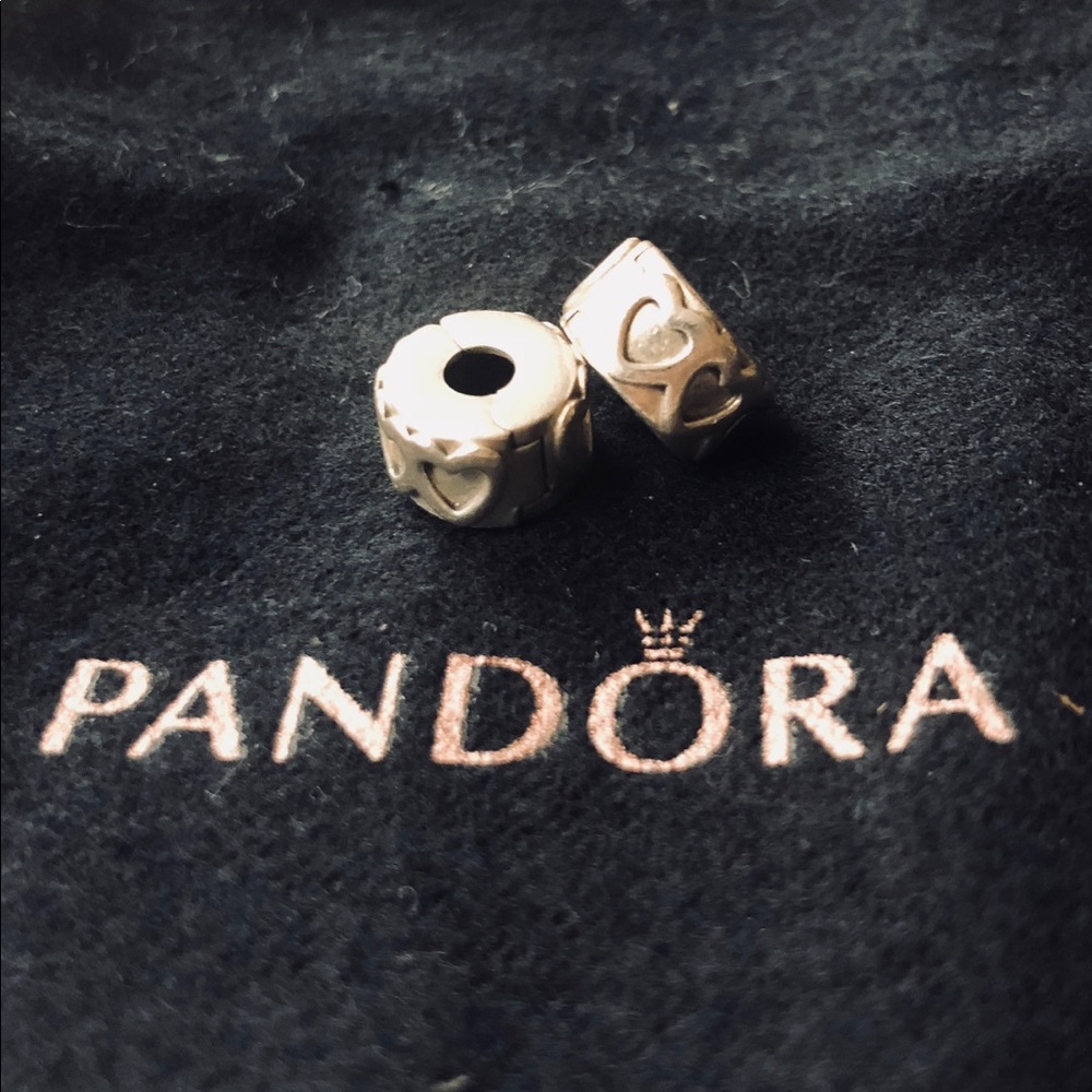 Pandora row of hearts clip